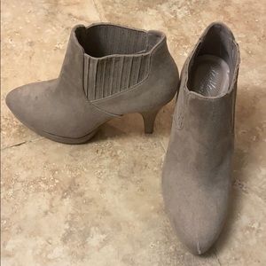 Tan Heel Booties - Size 8 1/2 - never worn